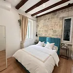 Agora Apartment- Heart Of *